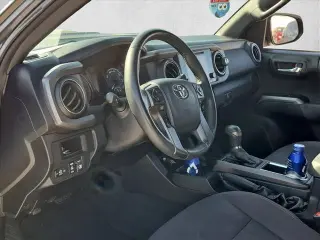 Toyota Tacoma 2017 4x2 TRD Sport 4dr Doble Cabina Doble 5.0 ft SB