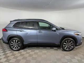 Toyota Corolla Cross 2022 4x4 XLE 4p Crossover