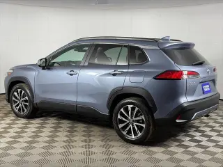 Toyota Corolla Cross 2022 4x4 XLE 4p Crossover