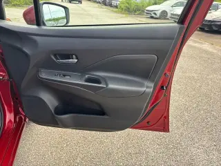Nissan Versa 2025 SV 4dr Sedãn