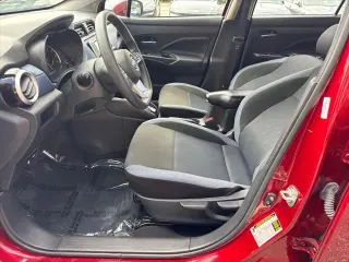 Nissan Versa 2025 SV 4dr Sedãn