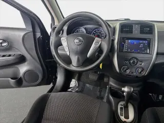 Nissan Versa 2016 1.6 SV Sedán de 4 puertas
