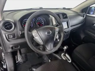 Nissan Versa 2016 1.6 SV Sedán de 4 puertas