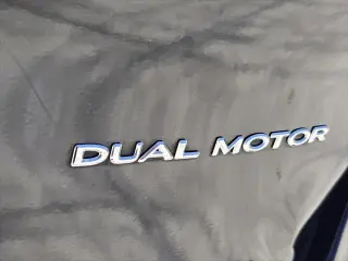 Tesla Model Y 2023 AWD 4 puertas Crossover