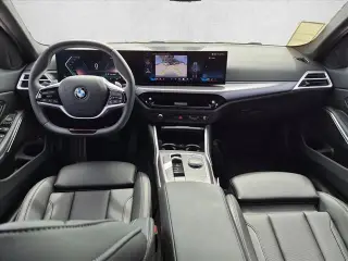 Serie 3 BMW 2025 AWD 330i xDrive 4p Sedán