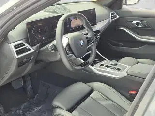 Serie 3 BMW 2025 AWD 330i xDrive 4p Sedán