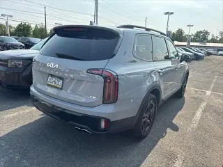 Kia Telluride 2024 AWD SX 4p SV
