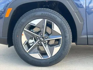 HUYAN TUCSON 2026 SEL 4 PUERTAS SUV
