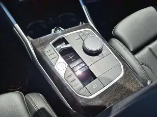 BMW Serie 3 2023 330i 4p Sedan