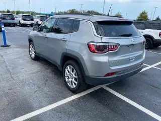 Jeep Compass 2024 4x4 Latitude Lux 4dr SUV
