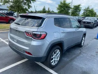 Jeep Compass 2024 4x4 Latitude Lux 4dr SUV