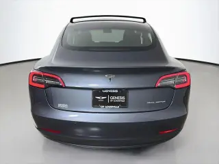 Tesla Model 3 2022 AWD Long Range Sedán 4 puertas