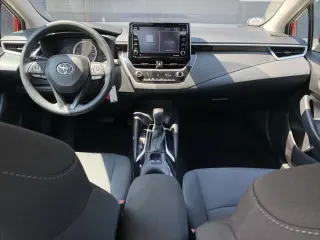 Toyota Corolla 2021 LE Sedán 4 puertas