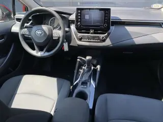 Toyota Corolla 2021 LE Sedán 4 puertas