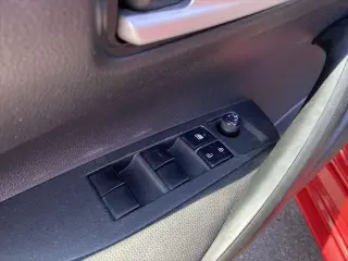 Toyota Corolla 2021 LE Sedán 4 puertas
