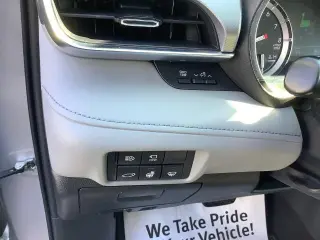 Toyota Highlander 2022 AWD Platinum SUV 4p.