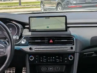 Genesis G70 2025 3.3T Sport Advanced 4dr Sedán