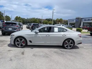 Genesis G70 2025 3.3T Sport Advanced 4dr Sedán