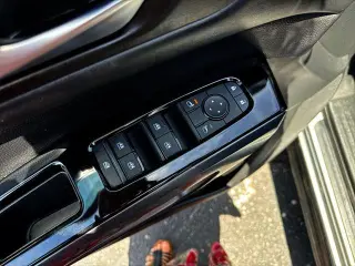 Nissan Pathfinder 2025 SL 4p SUV