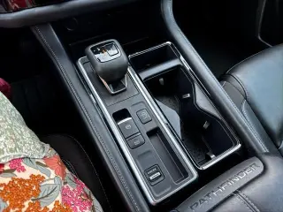 Nissan Pathfinder 2025 SL 4p SUV