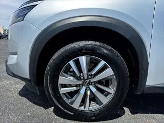 Nissan Pathfinder 2025 SL 4p SUV