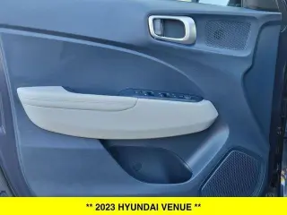 Hyundai VENUE 2023 Limited 4p Crossover