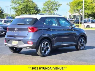 Hyundai VENUE 2023 Limited 4p Crossover