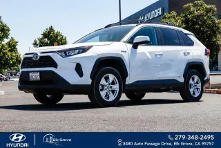 Toyota RAV4 Híbrido 2020 AWD LE SUV de 4 puertas