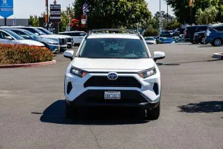 Toyota RAV4 Híbrido 2020 AWD LE SUV de 4 puertas