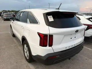 Kia Sorento 2021 LX 4p SUV
