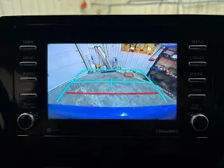 Toyota Camry 2023 SE Sedán 4 puertas