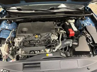 Toyota Camry 2023 SE Sedán 4 puertas