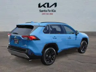 Toyota RAV4 Híbrido 2024 AWD SE 4dr SUV