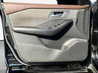 Nissan Rogue 2022 AWD SV 4dr Crossover