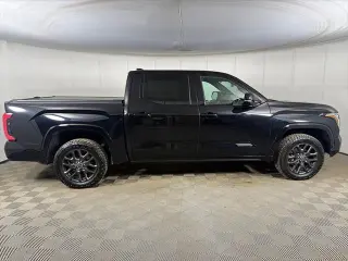 Toyota Tundra 2023 4x4 Platinum 4dr CrewMax Cab Pickup SB