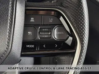 Toyota Tundra 2023 4x4 Platinum 4dr CrewMax Cab Pickup SB