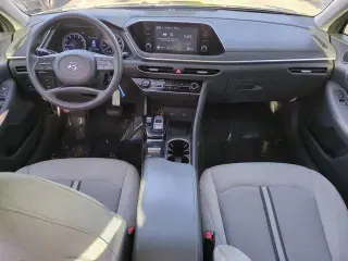 Hyundai SONATA 2022 SE 4p Sedan (lanzamiento a mitad de año)