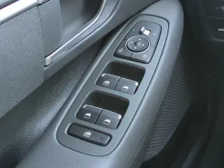 Hyundai SONATA 2022 SE 4p Sedan (lanzamiento a mitad de año)