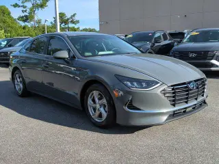 Hyundai SONATA 2022 SE 4p Sedan (lanzamiento a mitad de año)