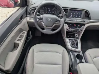 Hyundai ELANTRA 2018 Edición Valor sedan de 4 puertas (EE. UU.)