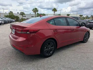 Hyundai ELANTRA 2018 Edición Valor sedan de 4 puertas (EE. UU.)