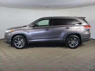 Toyota Highlander 2017 AWD XLE 4dr SUV