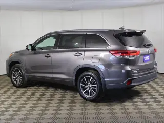 Toyota Highlander 2017 AWD XLE 4dr SUV