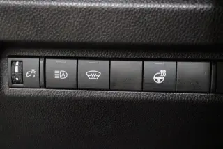 Toyota RAV4 Híbrido 2025 AWD XLE 4dr SUV