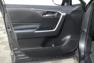 Toyota RAV4 Híbrido 2025 AWD XLE 4dr SUV