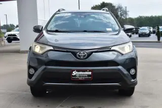 Toyota RAV4 2017 AWD XLE 4dr SUV