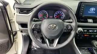 Toyota RAV4 2021 AWD XLE 4dr SUV