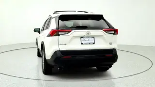 Toyota RAV4 2021 AWD XLE 4dr SUV