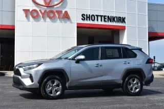 Toyota RAV4 2025 AWD XLE 4dr SUV