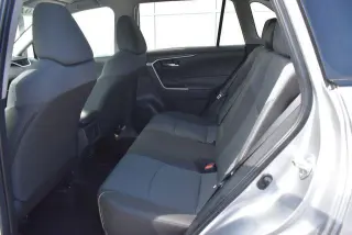 Toyota RAV4 2025 AWD XLE 4dr SUV